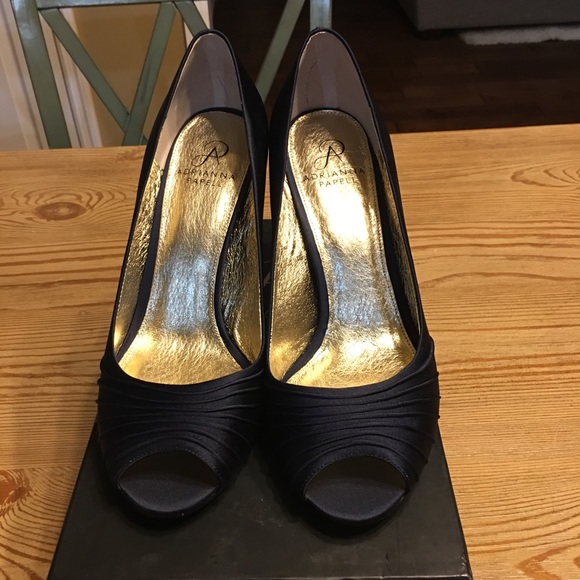 Adrianna Papell- Farrel Peep Toe Pumps- New in Box - Picture 3 of 6